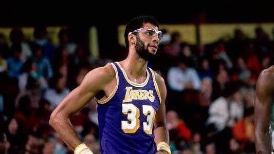 建队基石！武磊、颜骏凌等7人随海港四夺中超冠军