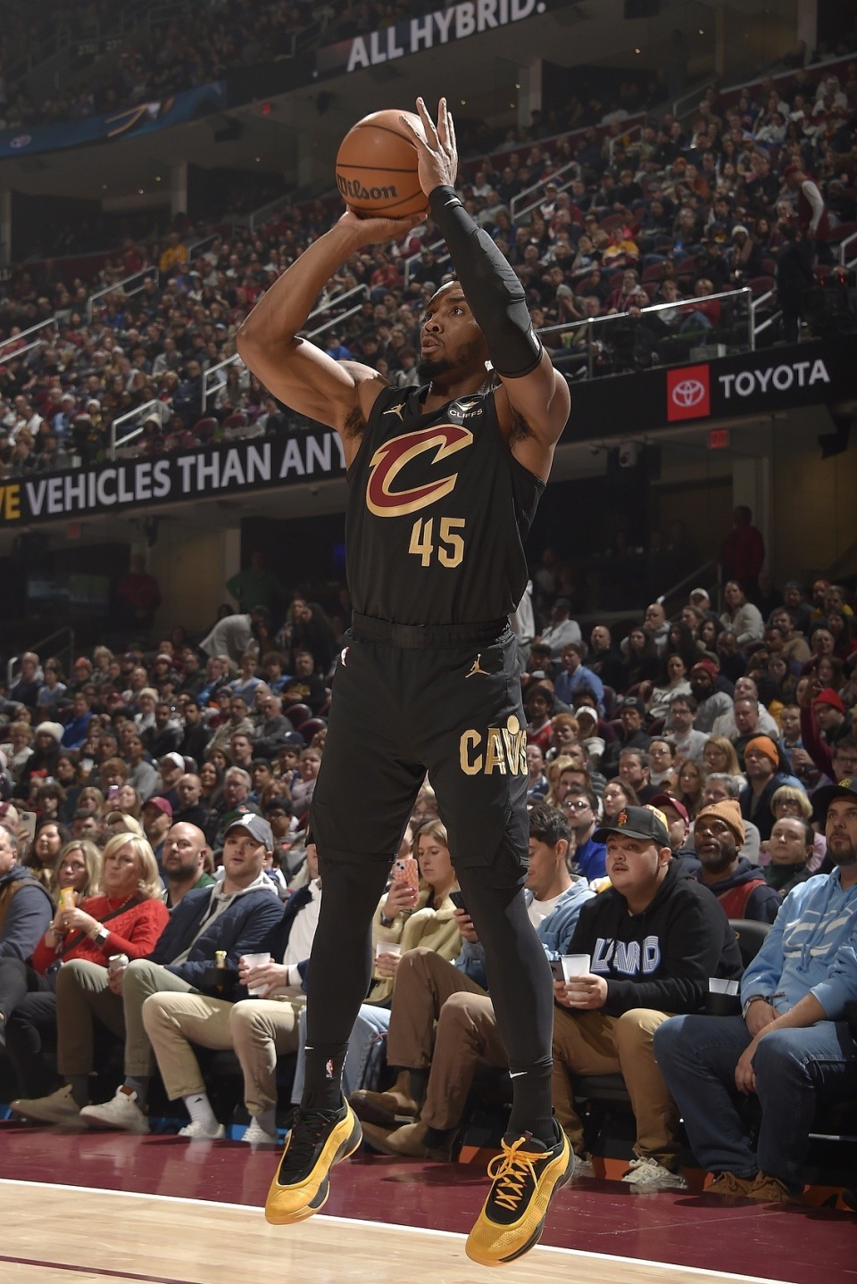 为什么强队反而更怕赛季中段