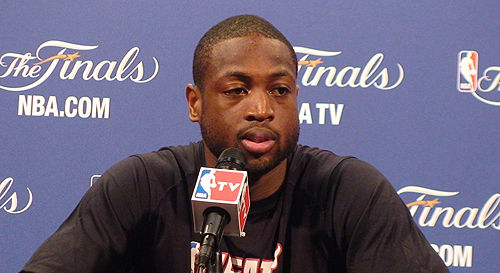 中国男篮强化对抗训练