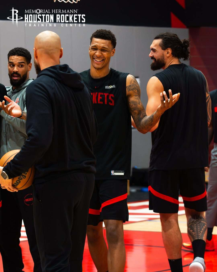 【头条】阿莱斯·奥帕特尔尼主场登顶环球马术冠军赛布拉格季后赛1.45米争时赛