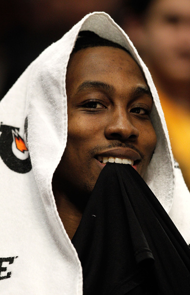 在对阵马竞的比赛中，巴萨球迷打出横幅表达对阿劳霍的支持